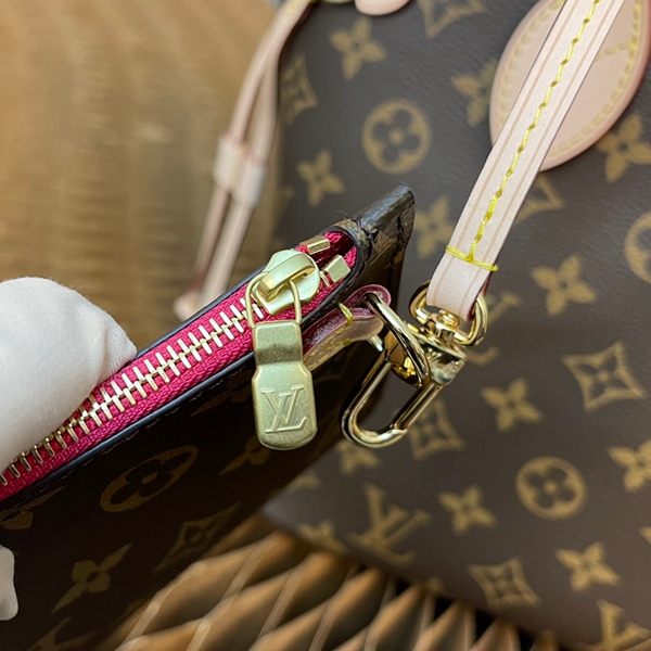 ルイヴィトンバッグ角部分ディテール